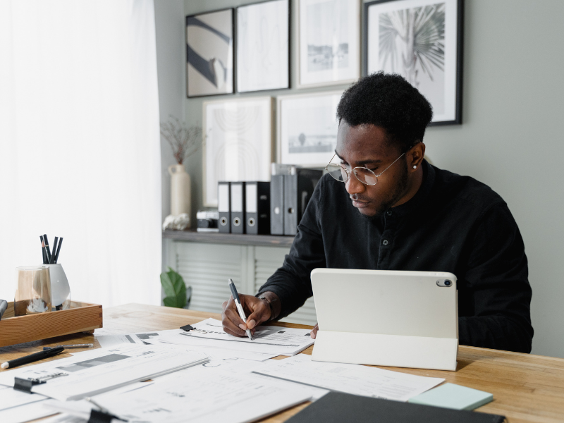 Serviços Financeiros